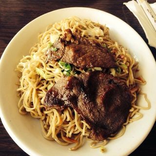 Teriyaki beef and fried noodles(Sato’s Okazuya)