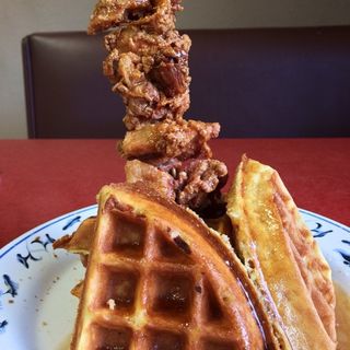 Chicken and waffles(Forty Niner Restaurant)