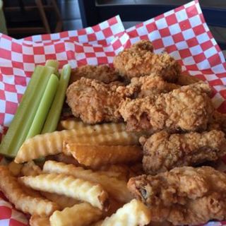 Krispy bone in wings (Miami Grill)