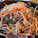 Pad thai