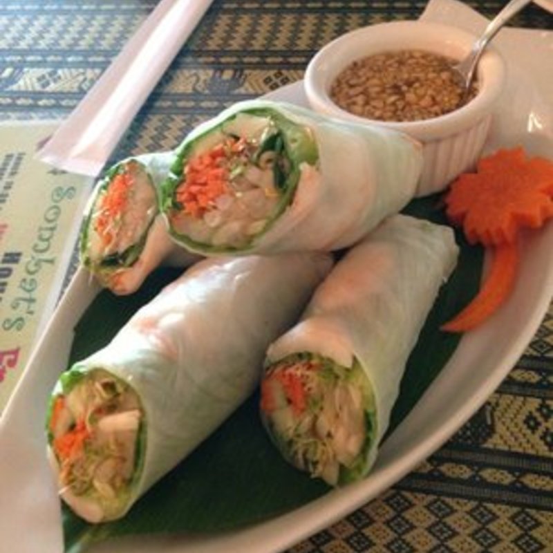 Fresh basil rolls (Sombat’s)