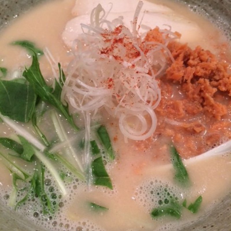 鮭と明太子の白湯(麺屋百式 権之助坂店)