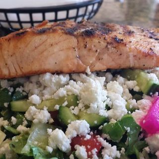 Greek Salada (Joe’s Falafel)