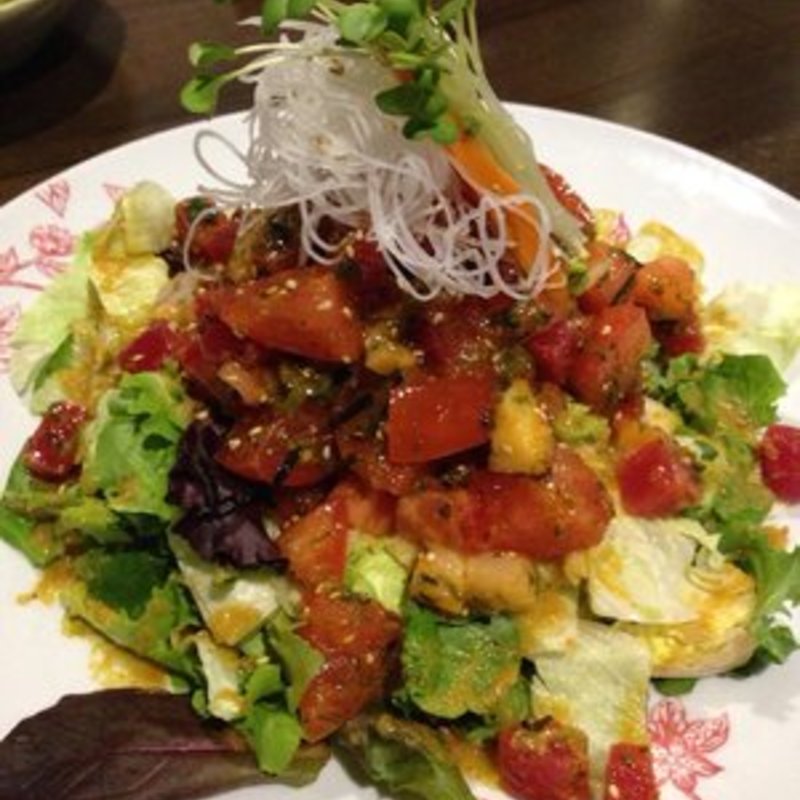 Spicy Tuna Salada(The Sushi House)