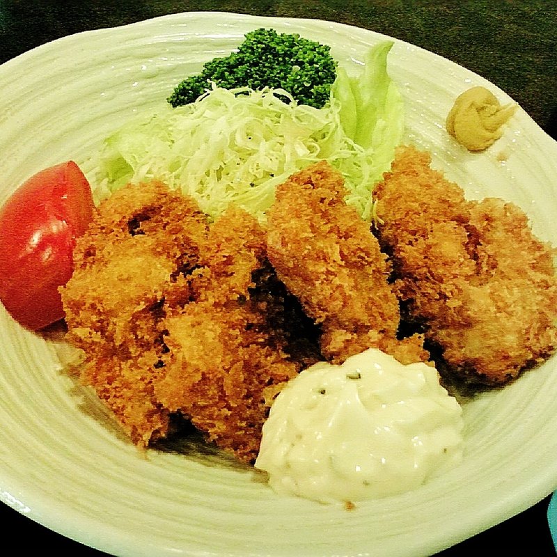 牡蠣フライ定食(つきじ市場食堂 東陽役所市場店 （つきじいちばしょくどう）)