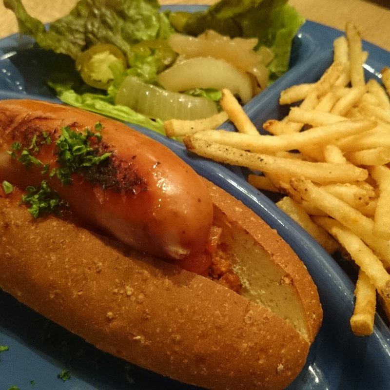 チリドッグプレート(RH Cafe 千駄ヶ谷店 （アールエイチカフェ）)