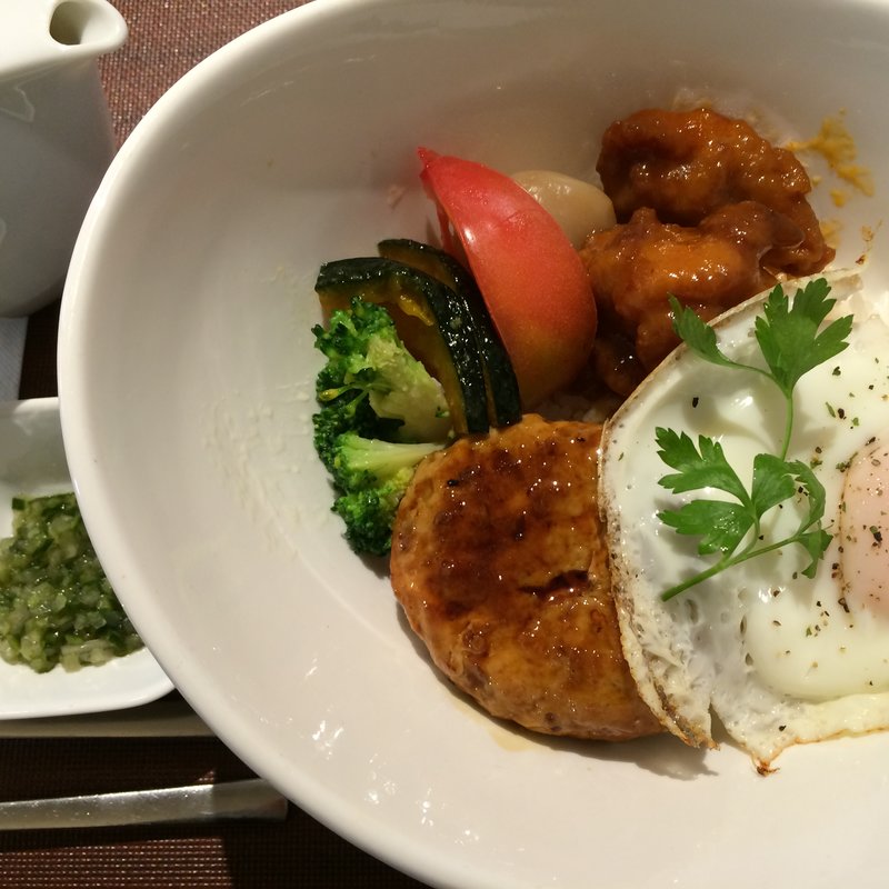 東北盛合せ丼(のものキッチン 秋葉原店 )
