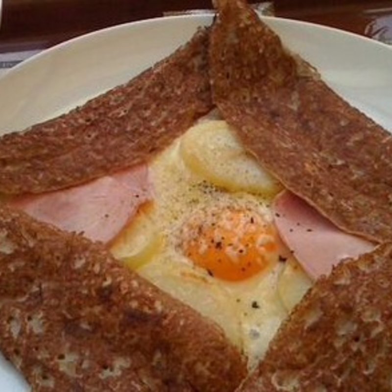 ガレットコンプレット(横浜赤レンガ倉庫　ブレッツカフェエクスプレス)