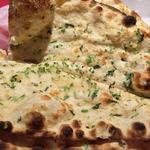 Garlic Nann(Garlic naan)