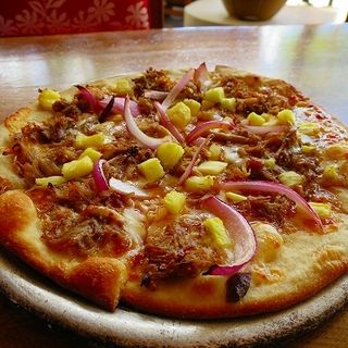 ハワイアンピザ(Duke's Waikiki)