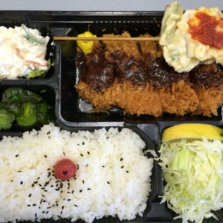 お弁当(とんかつ・割烹うちの)
