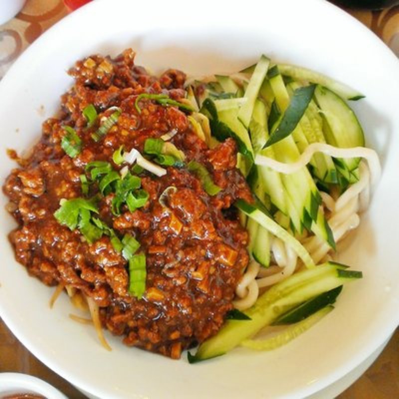 Ja jiang mien(Dew Drop Inn)