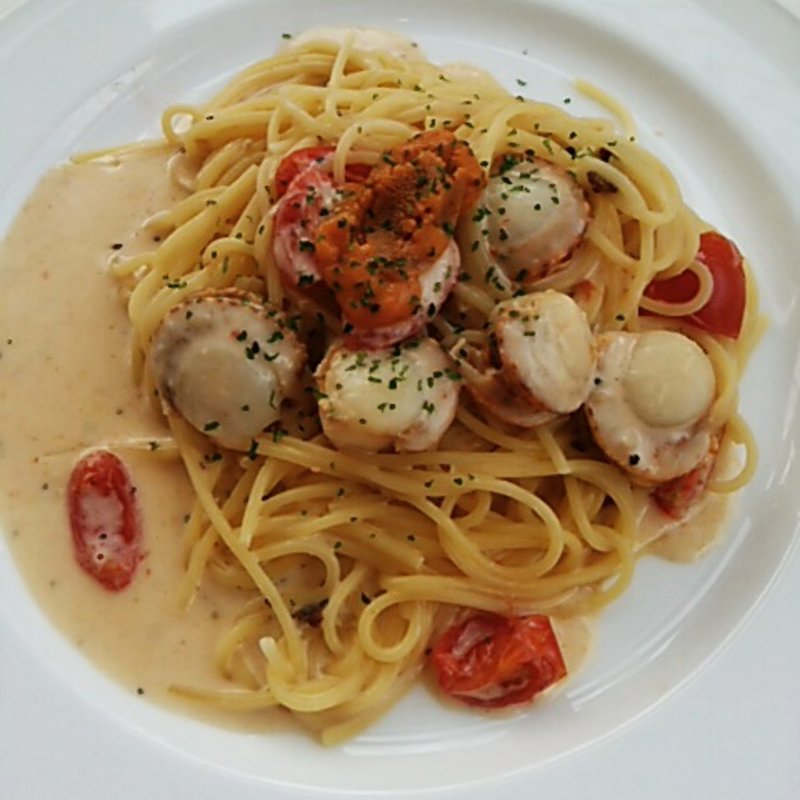 帆立て貝のウニクリームパスタ(カフェレストラン・ハッチ)