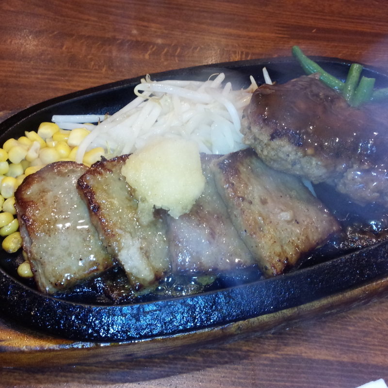 スライスステーキ＆ハンバーグ(ステーキのくいしんぼ 青山店)