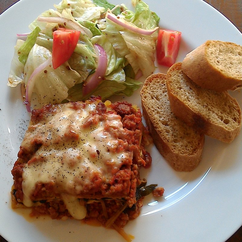 ラザニアとサラダセット(ドリンク付き)(la vie a la campagne)