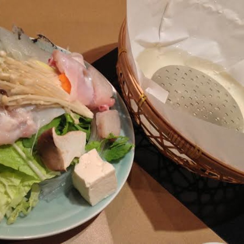 てっちり(玄品ふぐ 新大阪の関 （げんぴんふぐ）)