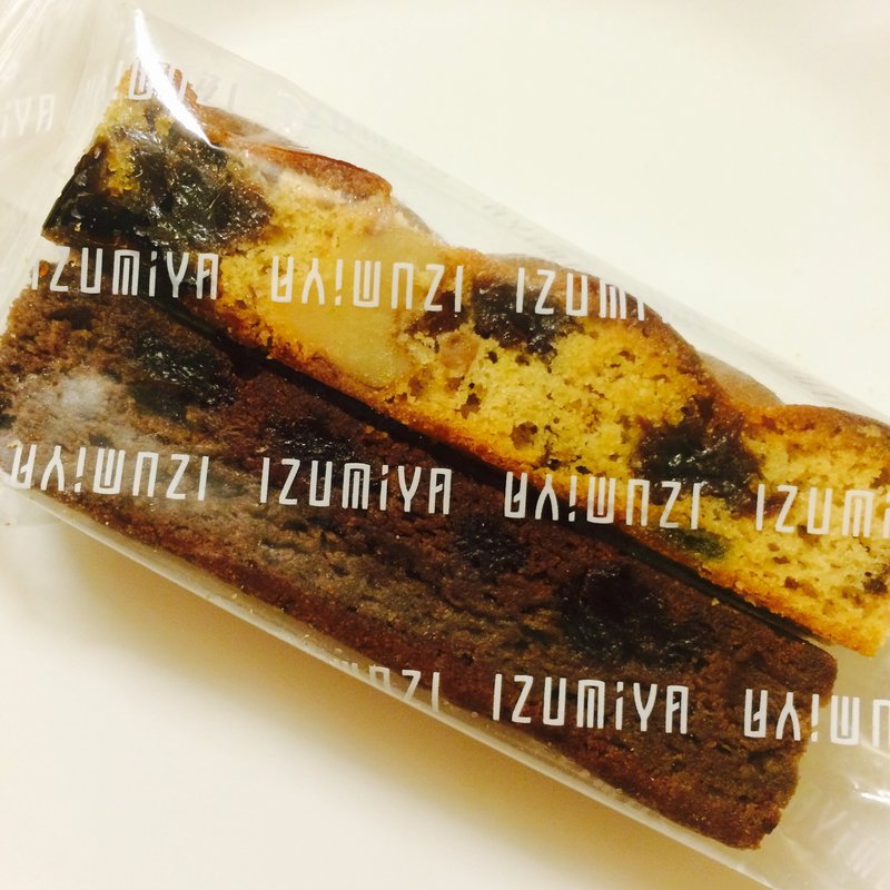 レーズン入りハードクッキー(泉屋)