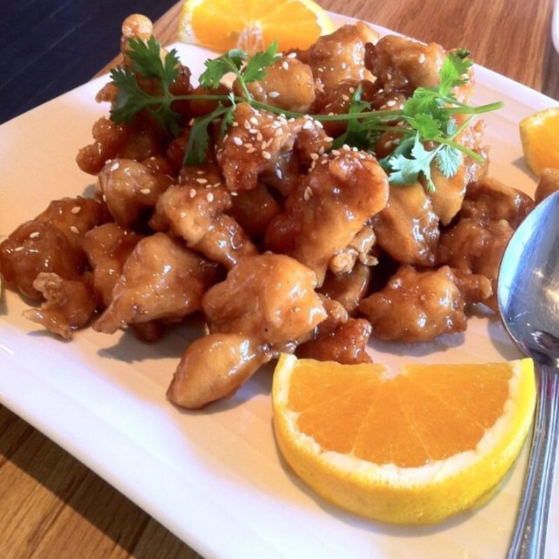 Orange Chicken(Yum Thai Bistro)
