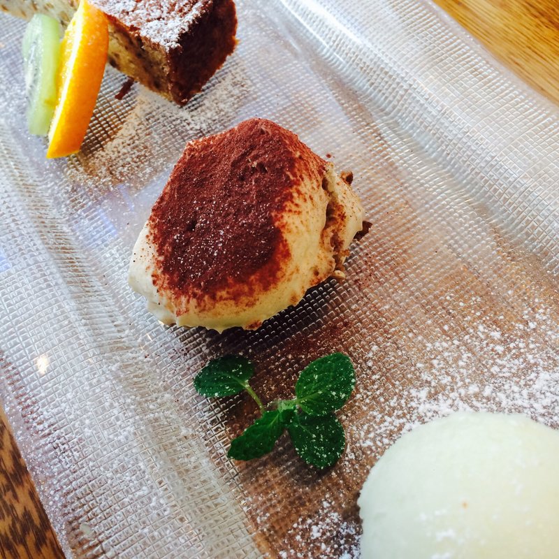 デザートの盛り合わせ(ISOLA blu (イゾラブル))