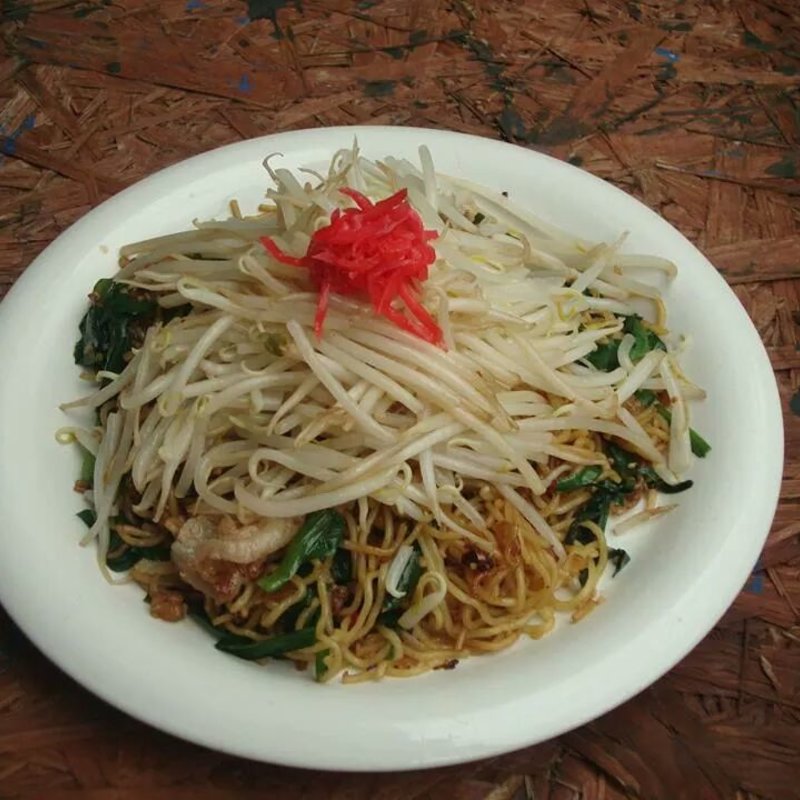 ガーリック焼きそば(ぐぁらく)