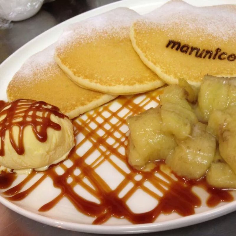 ほっとバナナパンケーキ(まるにこ)