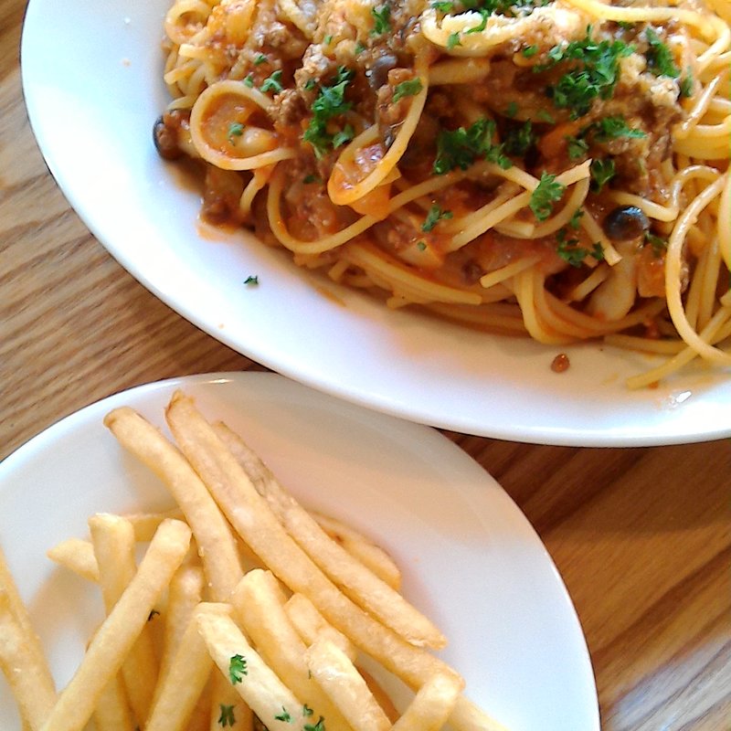 ミートソースランチ(食堂カフェ ラフ)