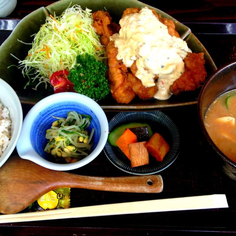 チキン南蛮定食(魚山亭 新寮 （ぎょっさんてい）)