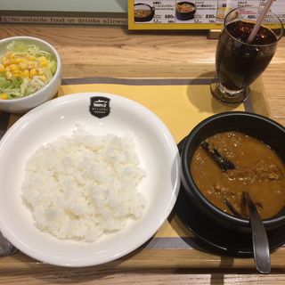 Keema Curry, Side Salad & Iced Coffee Set(マイカリー食堂)