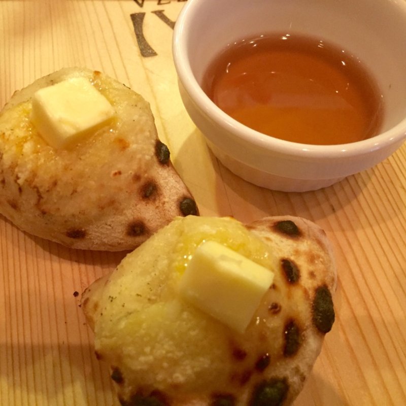 バター・メープルシロップもちもちパン(【A】PIZZA 池袋東通り本店)