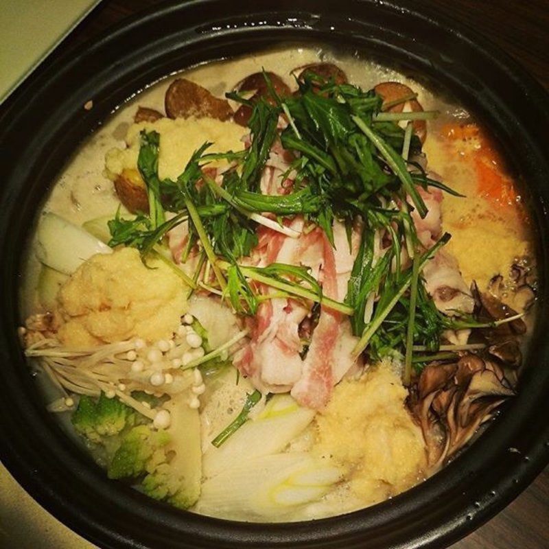 美肌薬膳の生姜鍋(美食韓国 五味五彩 自由が丘 )