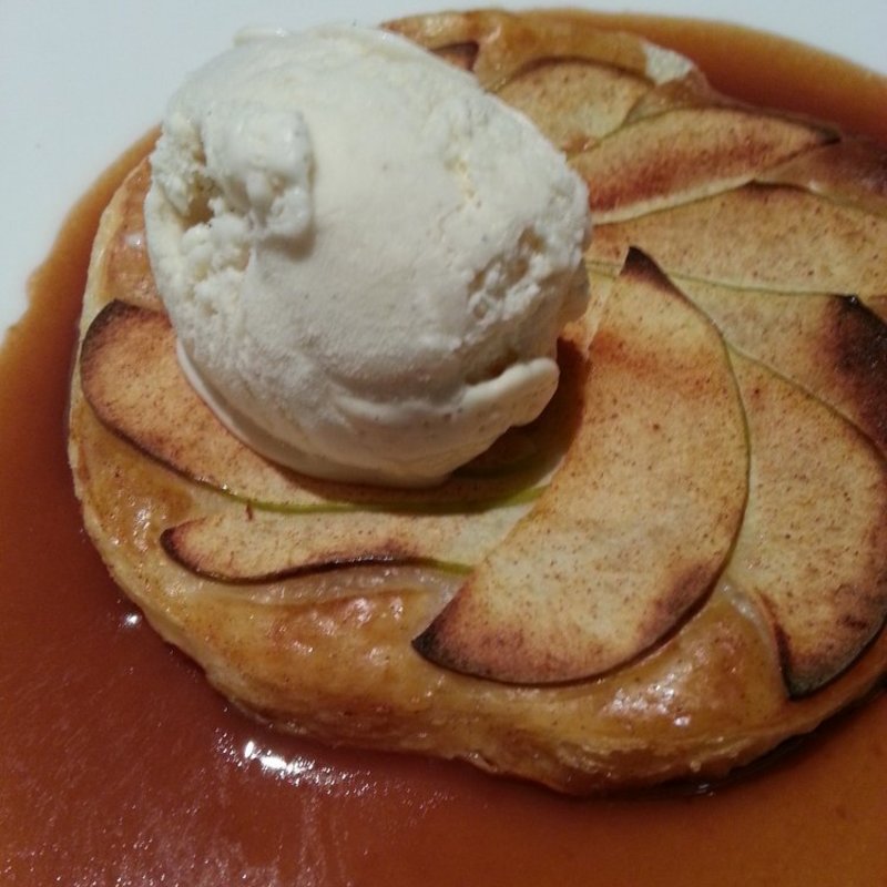 Warm Granny Smith Apple tart(Sansei Seafood Restaurant )