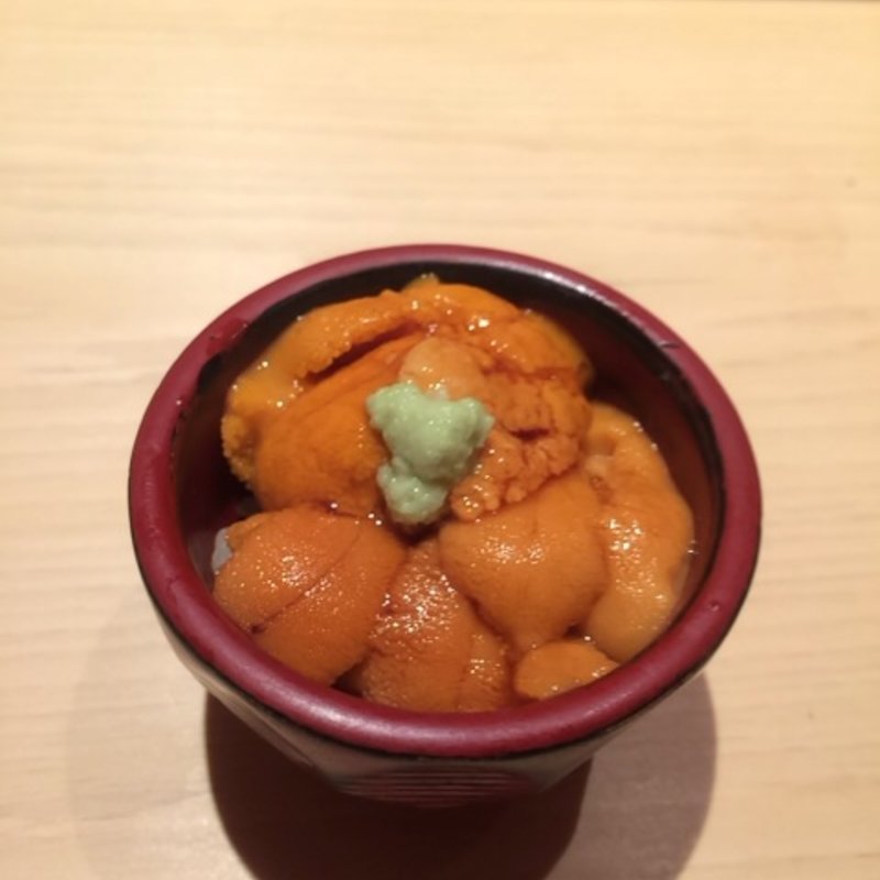 うに(西麻布 鮨 真)