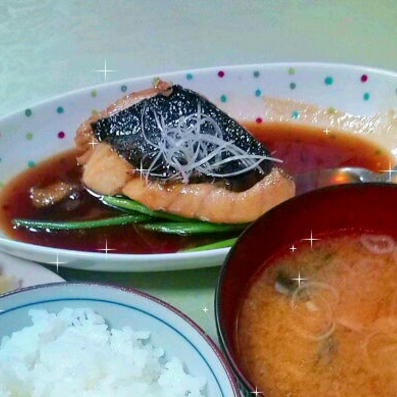 クロダイの煮魚(まるいち食堂)