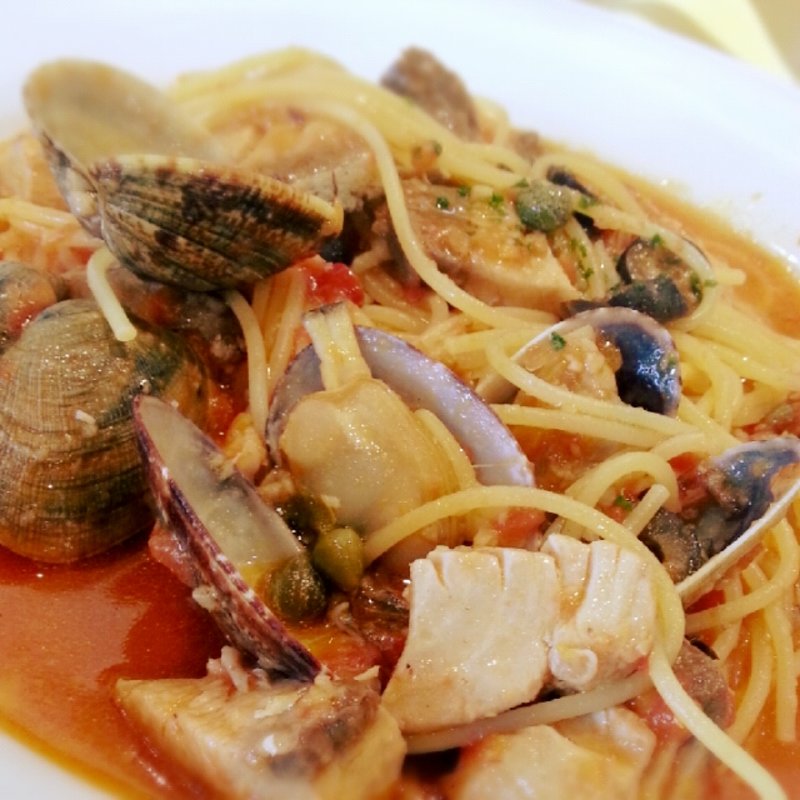 本日のパスタ(ブリのトマトソース)(リストランテ アントン)