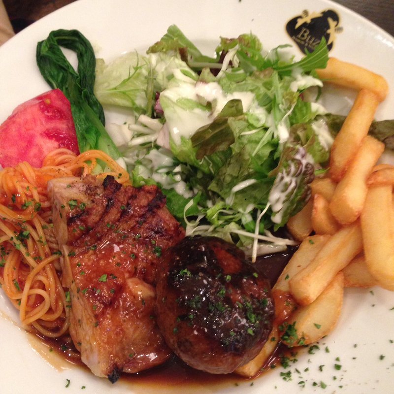 ミックスプレートランチ(BUZZ 丸の内 （バズ）)