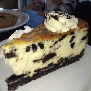 oreo cheesecake(MARTHAS BAKERY)