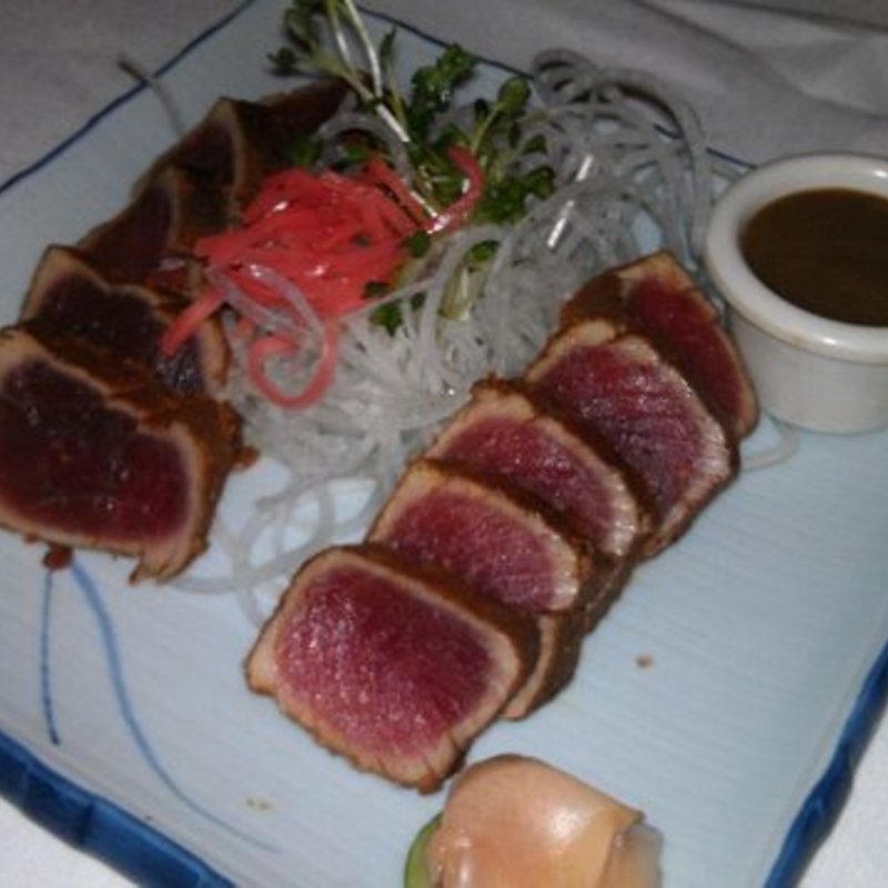 Blackened Ahi Sashimi(Hy’s Steak House)