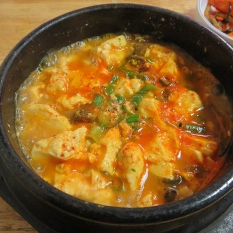 Spicy Seafood Soondubu(Ja Gal Chi Restaurant )
