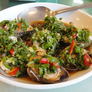 Chilled Clams in Chinese Wine Sauce(Canton Seafood Restaurant)