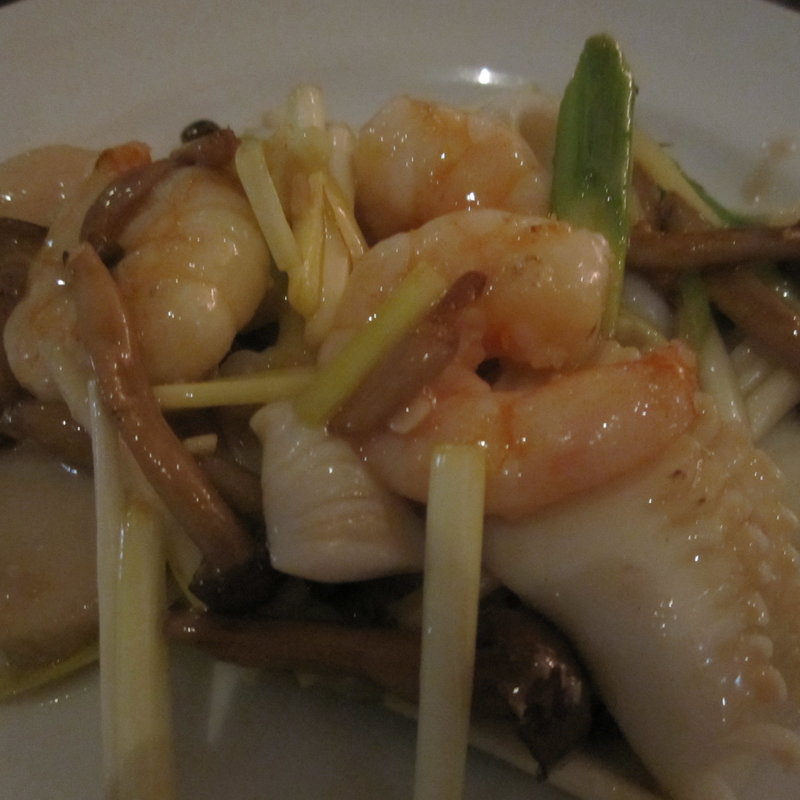 大海老をお好みで 四川チリソース または 塩炒め(クリスタルジェイド上海ガーデン)