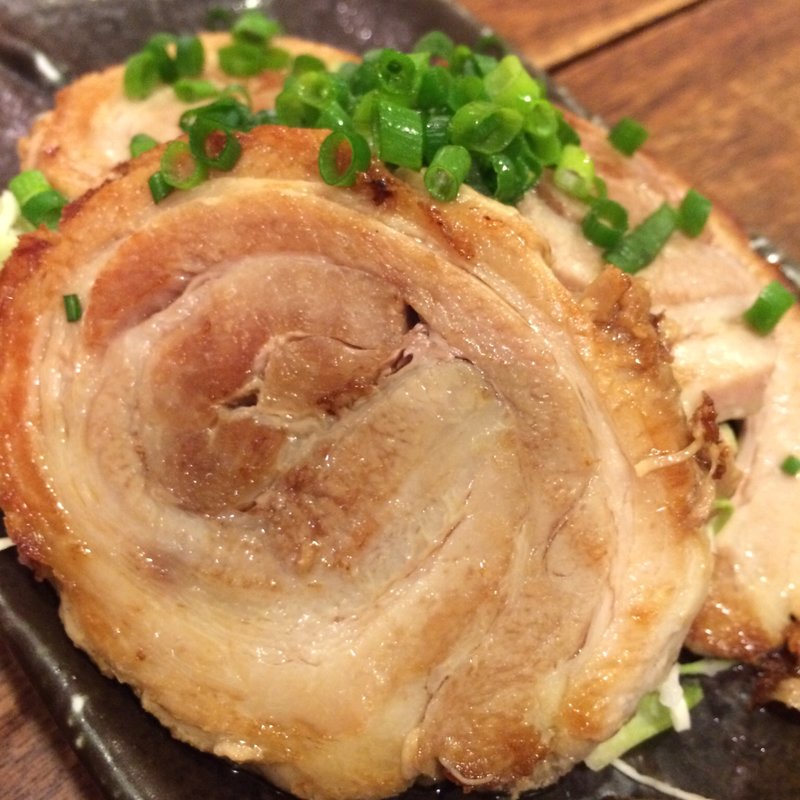 炙りチャーシュー(肉汁餃子製作所 ダンダダン酒場 代田橋)