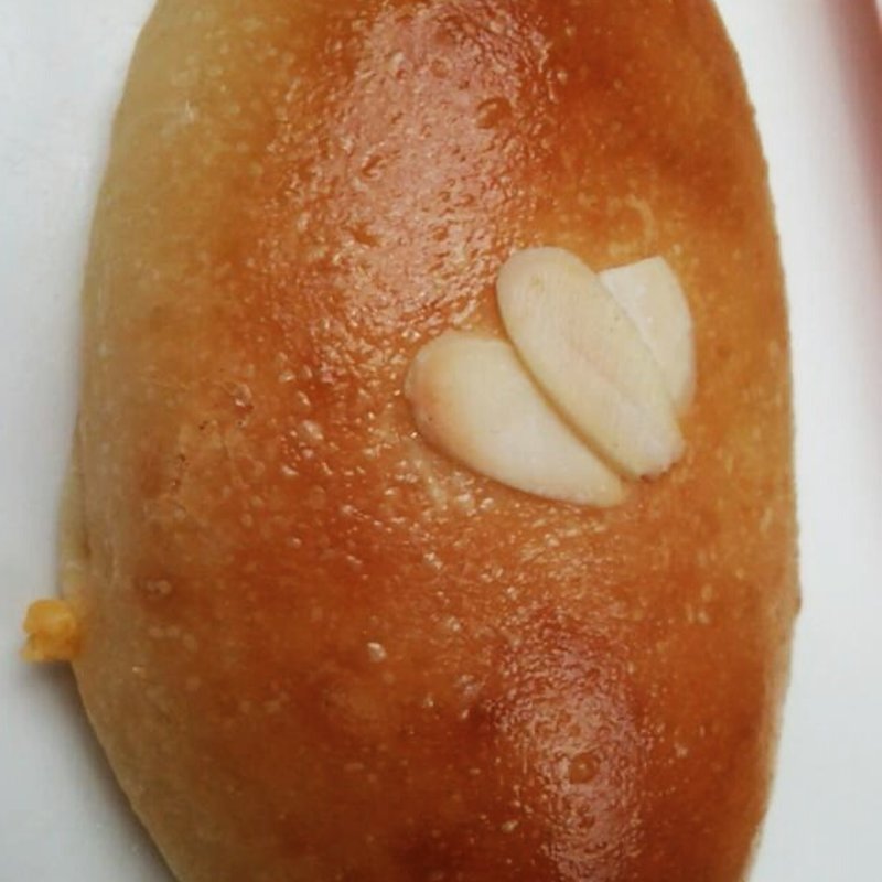 クリームパン(レ・フィーユ・ブティック 県庁店)