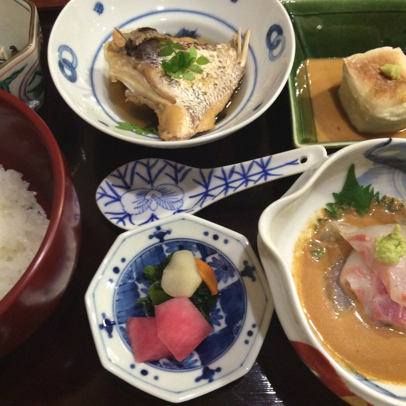 鯛茶漬け(徳うち山)