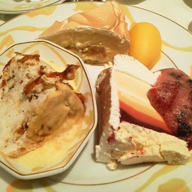 パティスリー　コンチェルト 3種類　カフェ付き(ル サロン ジャック・ボリー)