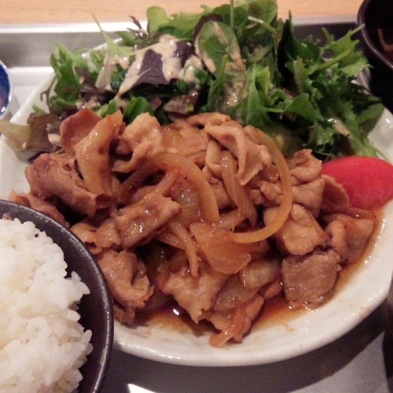 豚の生姜焼き定食(かき小屋 飛梅 神田西口店)
