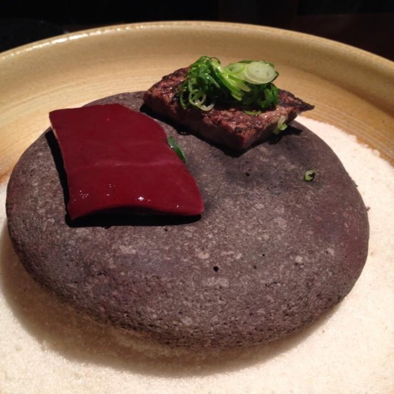 日本一の溶岩焼きレバー(金舌)