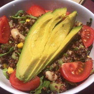 Organic quinoa Salad(Gum tree)