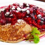 Flaxseed oatmeal Pancake w berries
