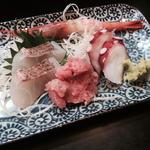 Assorted Sashimi(明日葉 （あしたば）)