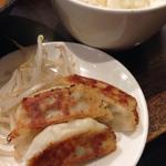 餃子ライスセット(らーめん酒家 驛麺（えきめん）)